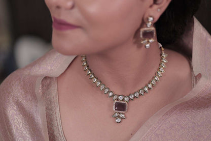 Traditional Kundan Necklace With Graved Stone