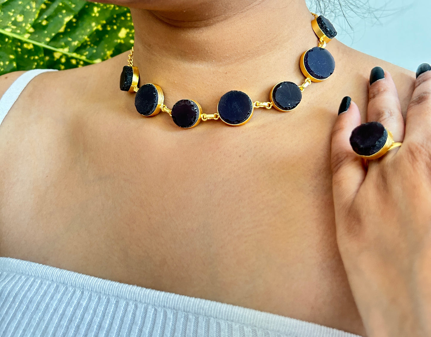 Unique Raw Stone Choker Necklace