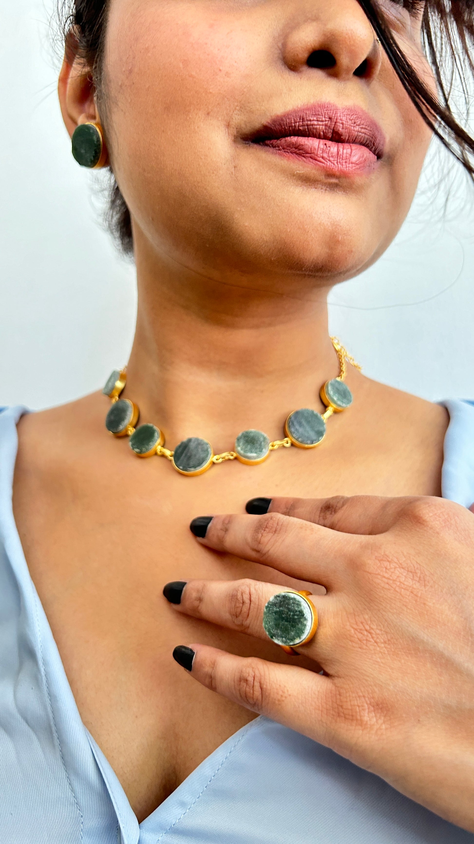 Aqua Green Raw Stone Choker Necklace