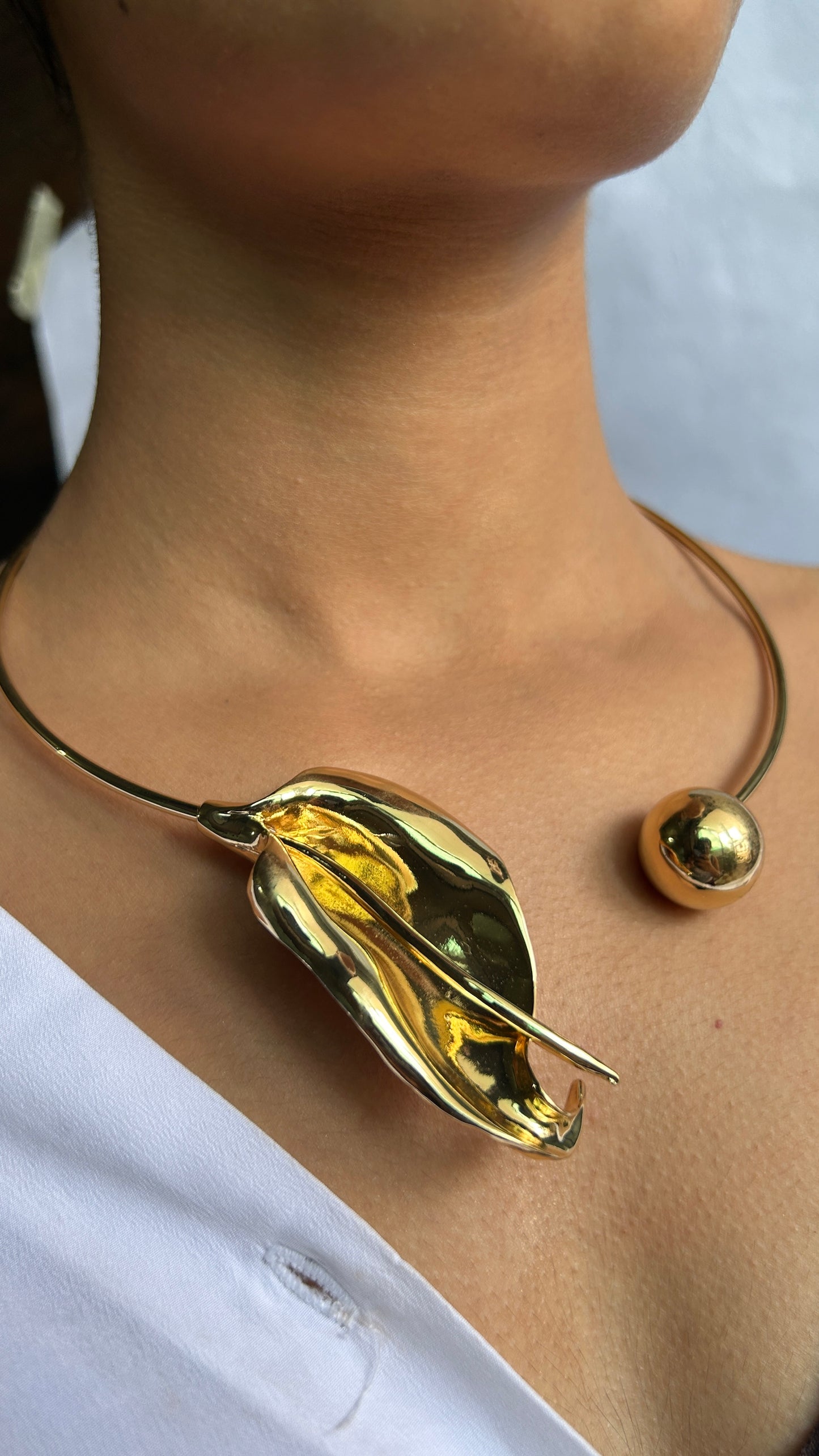 Bold Leaf Statement Hasli Neckpiece